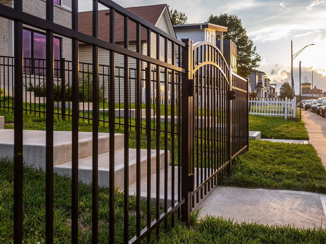 Brown on sale aluminum fence