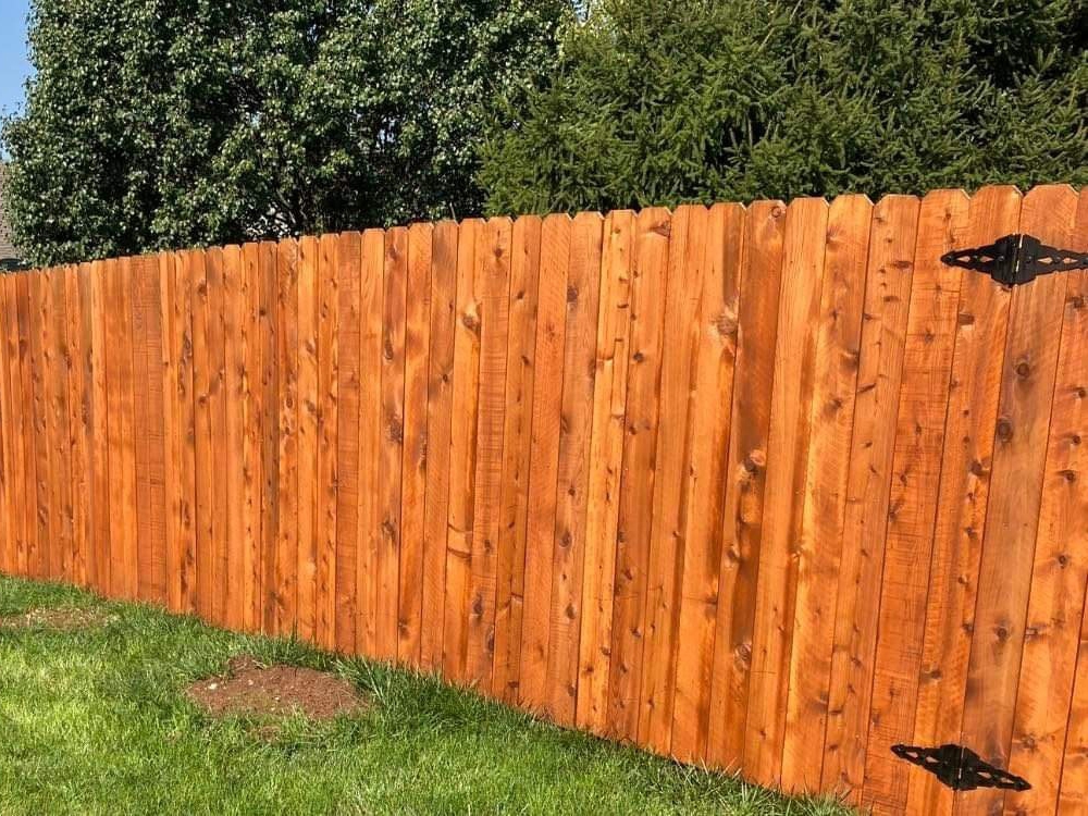 Evansville IN stockade style wood fence