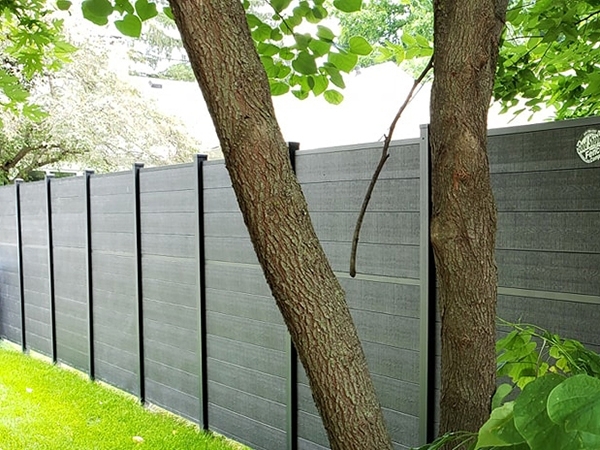 Fishers Indiana vinyl privacy fencing