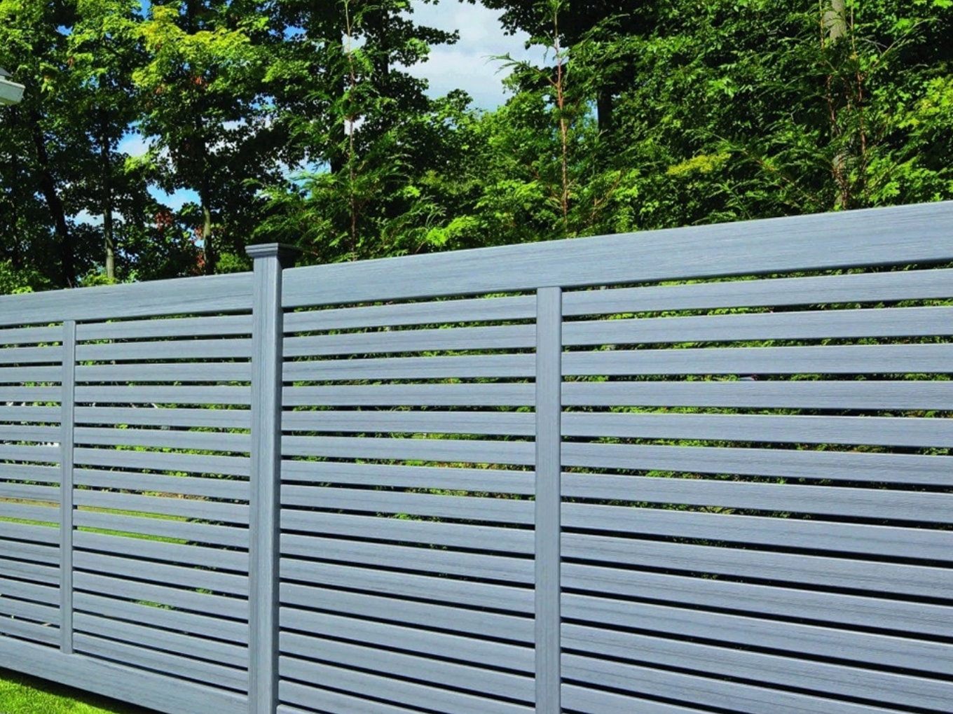 New Palestine Indiana residential fencing contractor