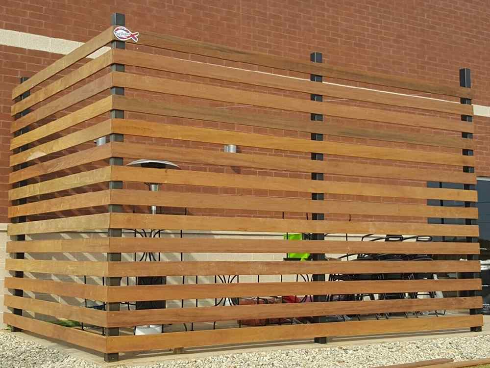 Commercial wood fence company in Indianapolis, Indiana