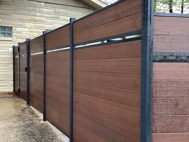 Composite fence installation company in Indianapolis Indiana